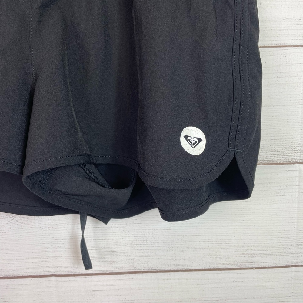 Women’s High Rise Roxy Shorts - Picture 4 of 6